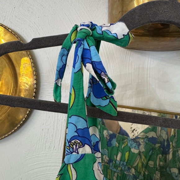 Elegant Floral Blue and Green Maxi Dress - Picture 5 of 6